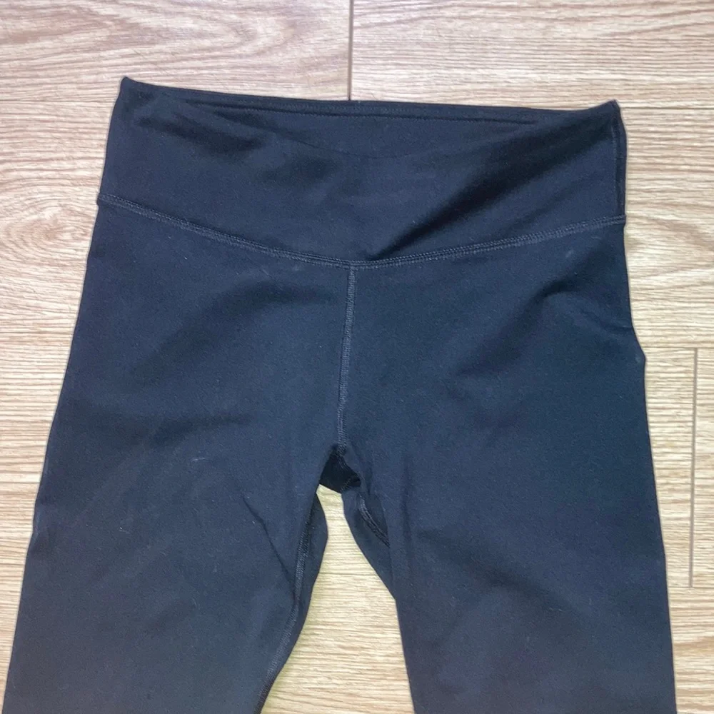 Fabletics Capri legging - Picture 4 of 9